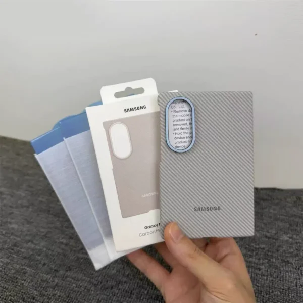 Samsung Galaxy Z Fold 8 Carbon Fiber Magnet Case