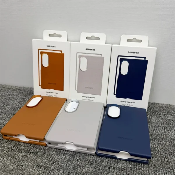 Samsung Galaxy Z Fold 8 Slim Kindsuit Leather Case